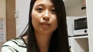 許可取得の巨乳彼女を自宅に送り寝取りハメ撮り