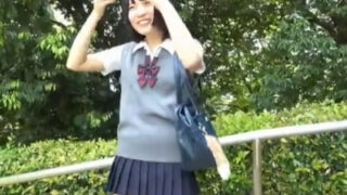 可愛い顔のドM娘を喉奥まで責めるガチイラマプレイ