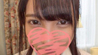 イケメンのちんぽに夢中になり、白目でイキ狂う美少女