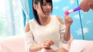 アイドル卵、玩具で発情しMMセックス