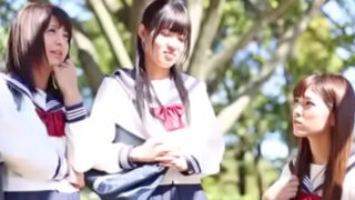 変態教師がJKと未成年淫行