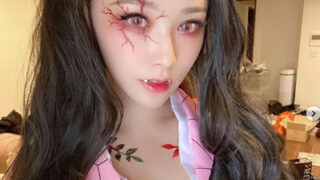 渚みつきとてんちむ、鬼滅の刃のねずこコスプレはどちらが似合う？