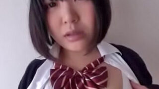 可愛いロリ巨乳の女子校生が制服を着たまま中出しされる映像