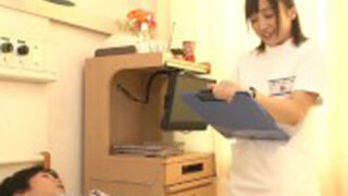 看護師のエロいパンティで我慢できずに患者が即ハメする