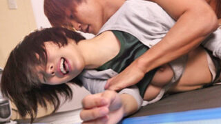 人妻教師が全学生に輪姦される