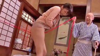 M願望を覚醒させられた嫁が、長い舌で義父と激しく近親セックスする。