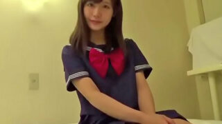 激カワ貧乳スレンダーJK美少女とのSEX