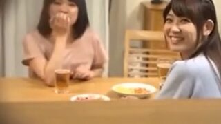 妻の友人が過激すぎて不倫が露呈