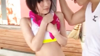 先輩と青姦ファック、立バックでピストン絶叫アクメ