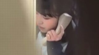 美人看護師が欲求不満な患者に強制的にハメ倒され、涙目を浮かべる。