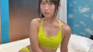 雪山でナンパされた彼氏持ち美少女がマジックミラー号で中出しセックス