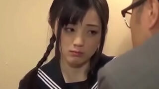 父と寝るヤリマン極カワ美少女