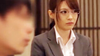 出張先の相部屋で、絶倫の上司に一晩中何度もハメられた人妻OL。