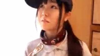 社員寮で超貧乳美少女配達員を調教し、中出しする