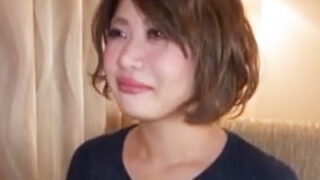 酔いの人妻と不倫ハメ撮り、脱いだら爆乳が現れた