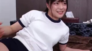 ブルマ・エロランジェリーの美少女がイラマ・フェラ抜き