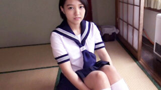即挿入・中出し可能な田舎の幼いスケベ少女と絶え間ないセックス