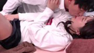 マAGICミラーで憧れの先輩とSEXするパイパン娘