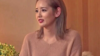 イケメンに目がくらんだビッチギャルが、旦那と行ったマッサージで股を開く。