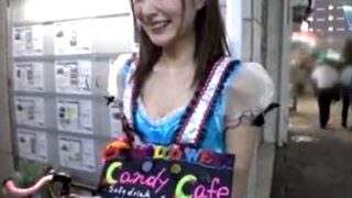 池袋のコスプレカフェで美少女をGETし、バイト後にホテルでハメ撮り許可