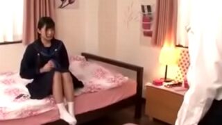 ロリJKを秒でイラマ、喉奥まで吐くまで止まらない強制レイプ