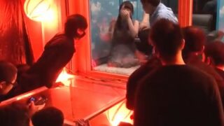 キモ男にイキ恥を晒す新成人たち
