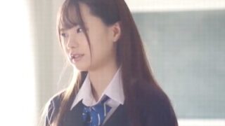 初めての中出しでゴム使用の不安が芽生えたロリJK