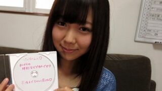 他人棒で寝取られた童顔ロリ妻の子供を妊娠させる中出し映像