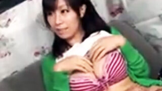 巨乳妻をホテルに誘導し、許可なく中出し撮影