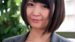 化粧品会社勤務の爆乳OLがAVで着衣中出し