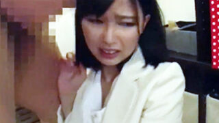 彼氏の目の前でDQNにレイプされる新任の女教師