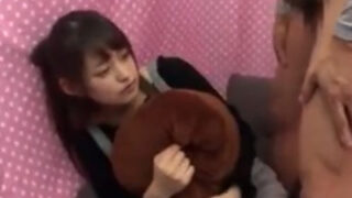 素人が童貞との筆下ろしを許可し、中出しされた。