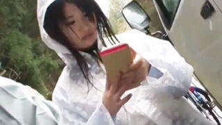 山奥に誘き込み、泣き叫んでも無視して強制的にレイプする鬼畜オヤジ。