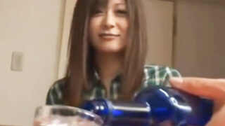 泥酔した彼女の親友を犯すクズ男。