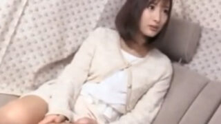 素人妻をナンパし、交渉して中出し撮影。