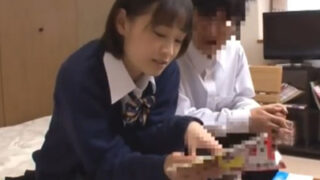 頼み込まれた童貞の後輩にパコを許したら中出しされた女子校生