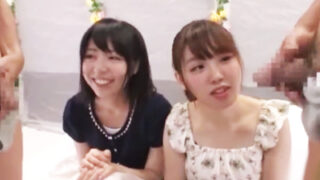 押しに弱いJDをMM号に乗せて、照れくさげにハメる