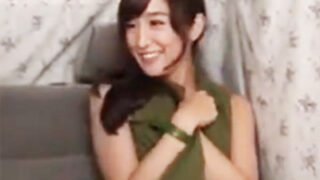 可愛い巨乳奥様へ、勢い余って無断で中出し