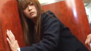 催眠で自由奪われ、JKが暴かれる。