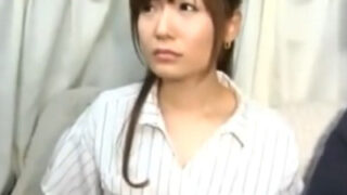 公認された男優との寝取られた素人妻