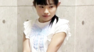 先生とセックスするロリ美少女