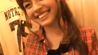 笑顔のハーフ美女がこっそり中出し