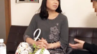 隠しカメラだらけの部屋に美熟女が堕ちる