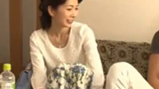 年齢差のあるナンパ師にチンポを受け入れた素人妻