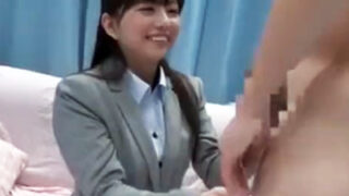 赤面しながら始める童貞のオナニー手伝い