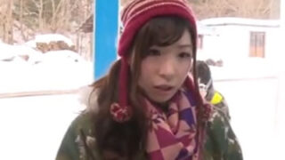 マッサージで生中出しになる素人美女