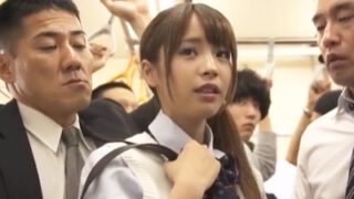 通学中に鬼畜男に拉致られ、地下室で輪姦されるJK