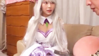 隣の少女のコスプレ撮影とレイプ企み