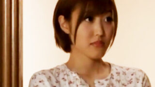 美人介護士が性悪な老人に中出しされる。