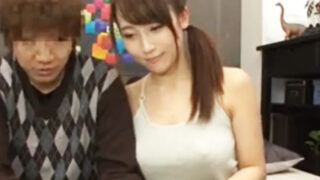 巨乳家庭教師が胸の谷間で興奮し、勉強を無視してセックスに没頭